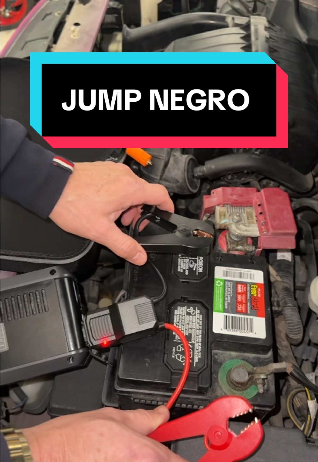 #jumpstart #jumpstarter 4000A, tambien sirve para power bank puede cargar tus dispositivos y compresor de 150PSI