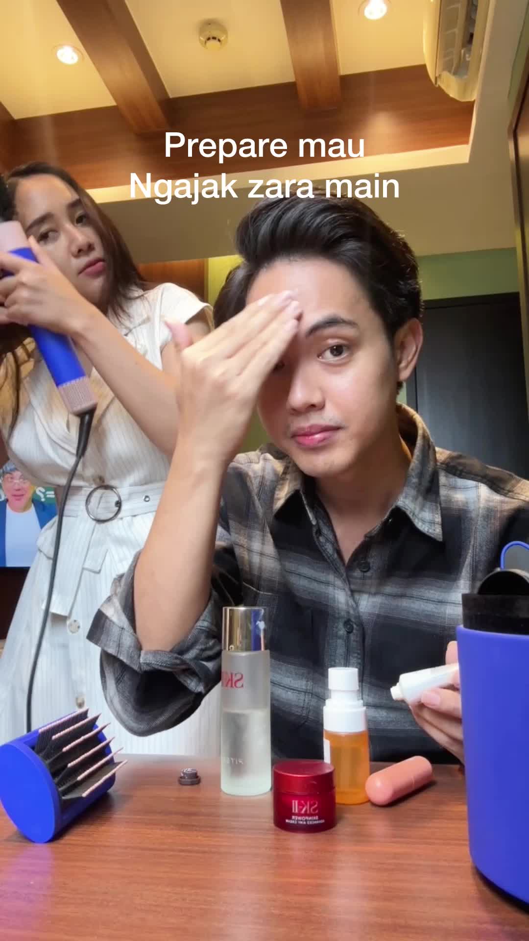 Udah Cantik cantik bau apek