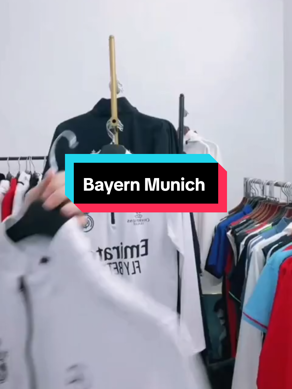 Áo tập Bayern#bayern #bayernmunich #haminidothethaovietnam #cauthubongda⚽️🏆 #cauthubongdavietnam🇻🇳❤️ #hamini2001🍀 #aogiovietnam🇻🇳 #seagames32🇻🇳 #hamini❤️ @luongthiha28082001 @luongduycuong2k1 @luongha.2001 
