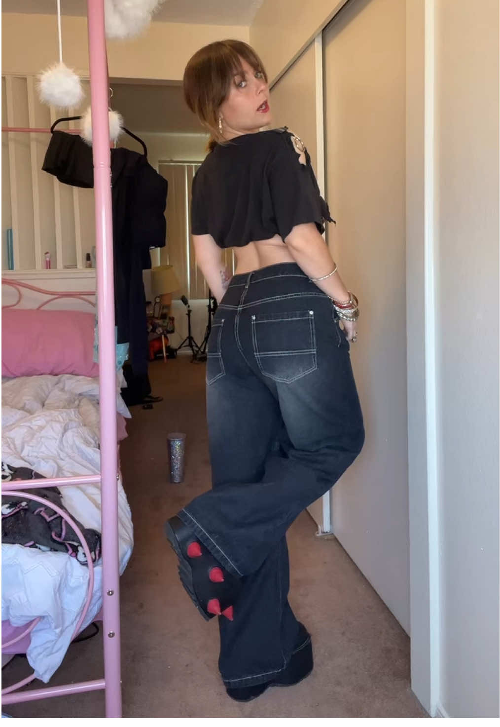 Love these baggy jeans so much👏🏻