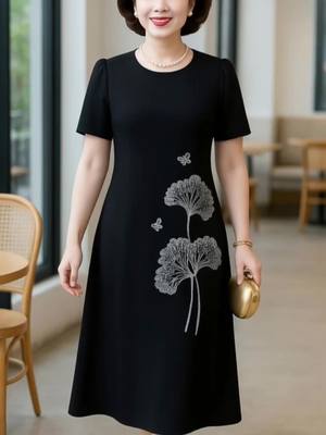 Đầm pha lê kim sa #Thoitrangtrungnien #VayDepTrungNien #PhongCachLichSu #MacDepMoiNgay #ReviewThatTam #xuhuong 
