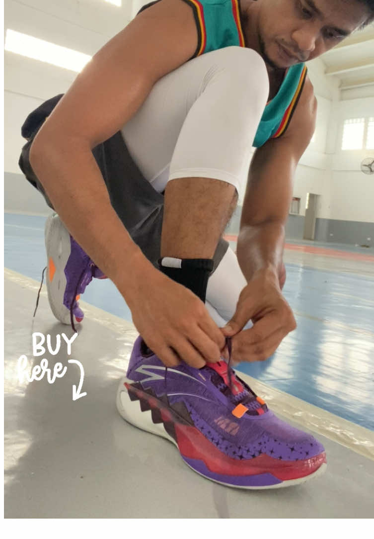 ANTA SWAGGER 1 #budgetbasketball #outdoorbasketball #fortheloveofthegame #ballislife🏀 #sneakersaddict #hoopshoe #anta #kyrieirving #klaythompson 