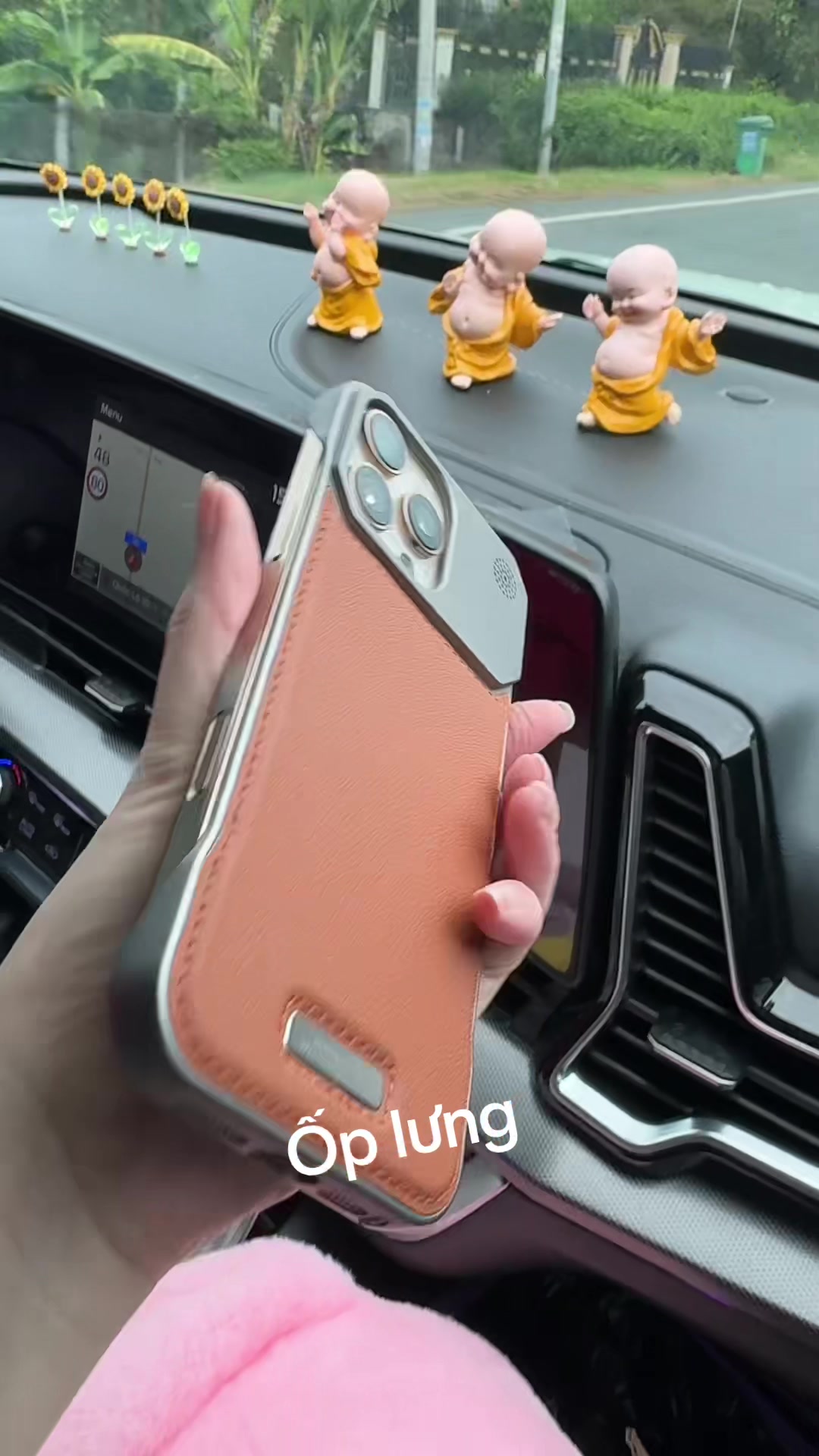 Màu kim loại mới 