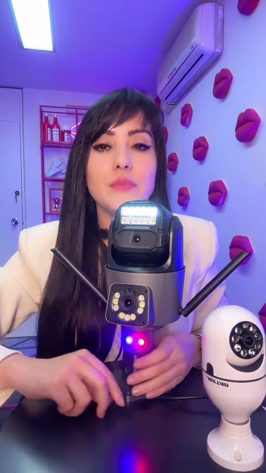 Câmer externa com sirene 🚨  Live ao vivo, todos os dias 20h 💕 #tiktokshop #liveshop #liveshopnanda #tiktokshopchegou 
