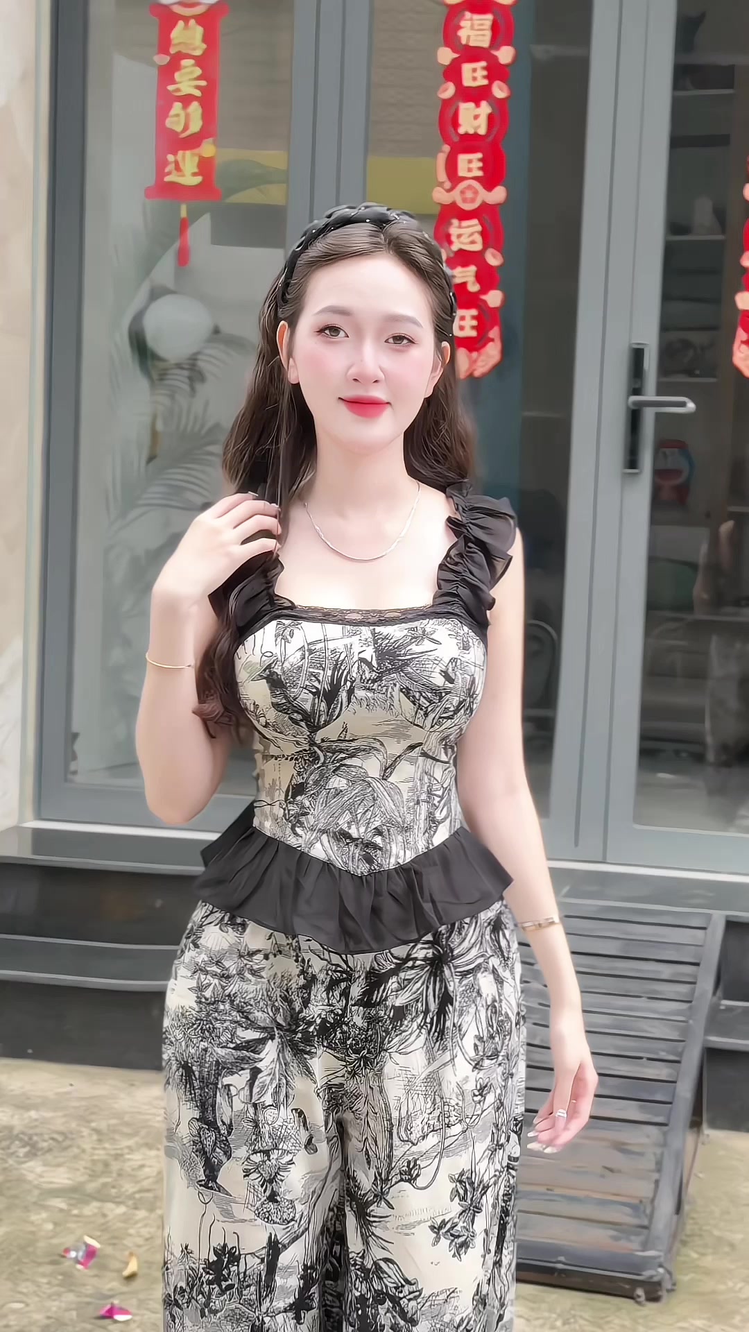 #thoitrangnu #dobomacnha #xuhuong #setthietke #linnhungstore 