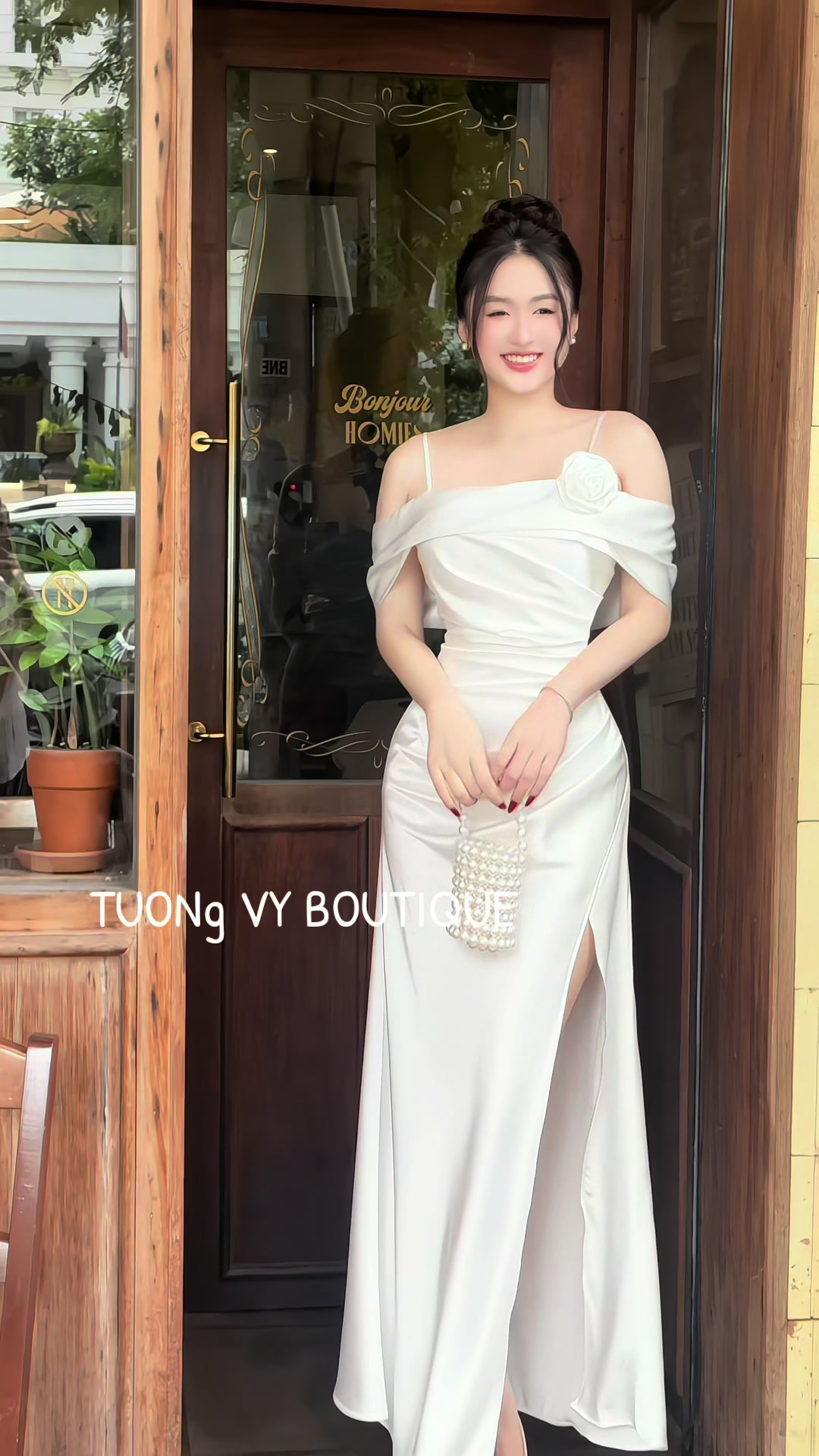 Kèm hoa #viral #tuongvy98 #vaydutiec #vaydangdaisangchanh #vaylua 