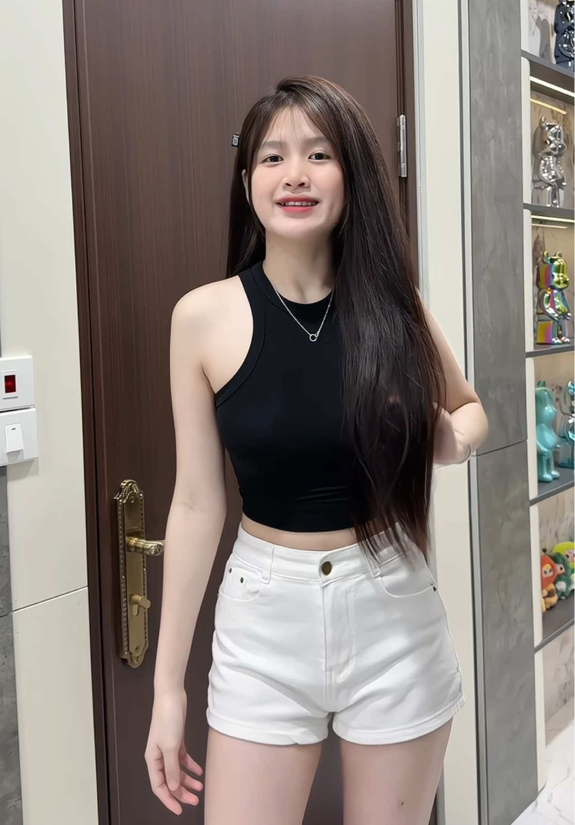 Quần đùi nữ