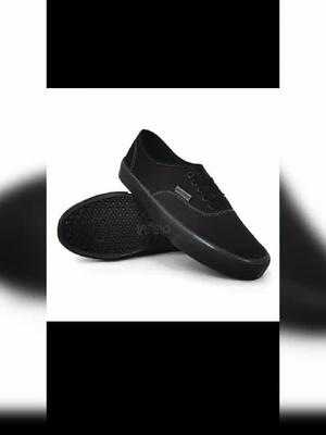 sepatu snackers cowok.  #sepatucowok  #sepatusnakers  #sepatusnakers 