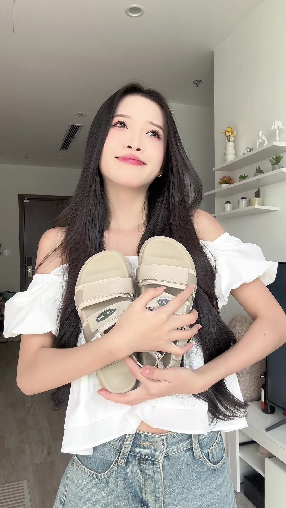 #shondo #platy #ShondoVietNam #sandal #comfortable #friends 