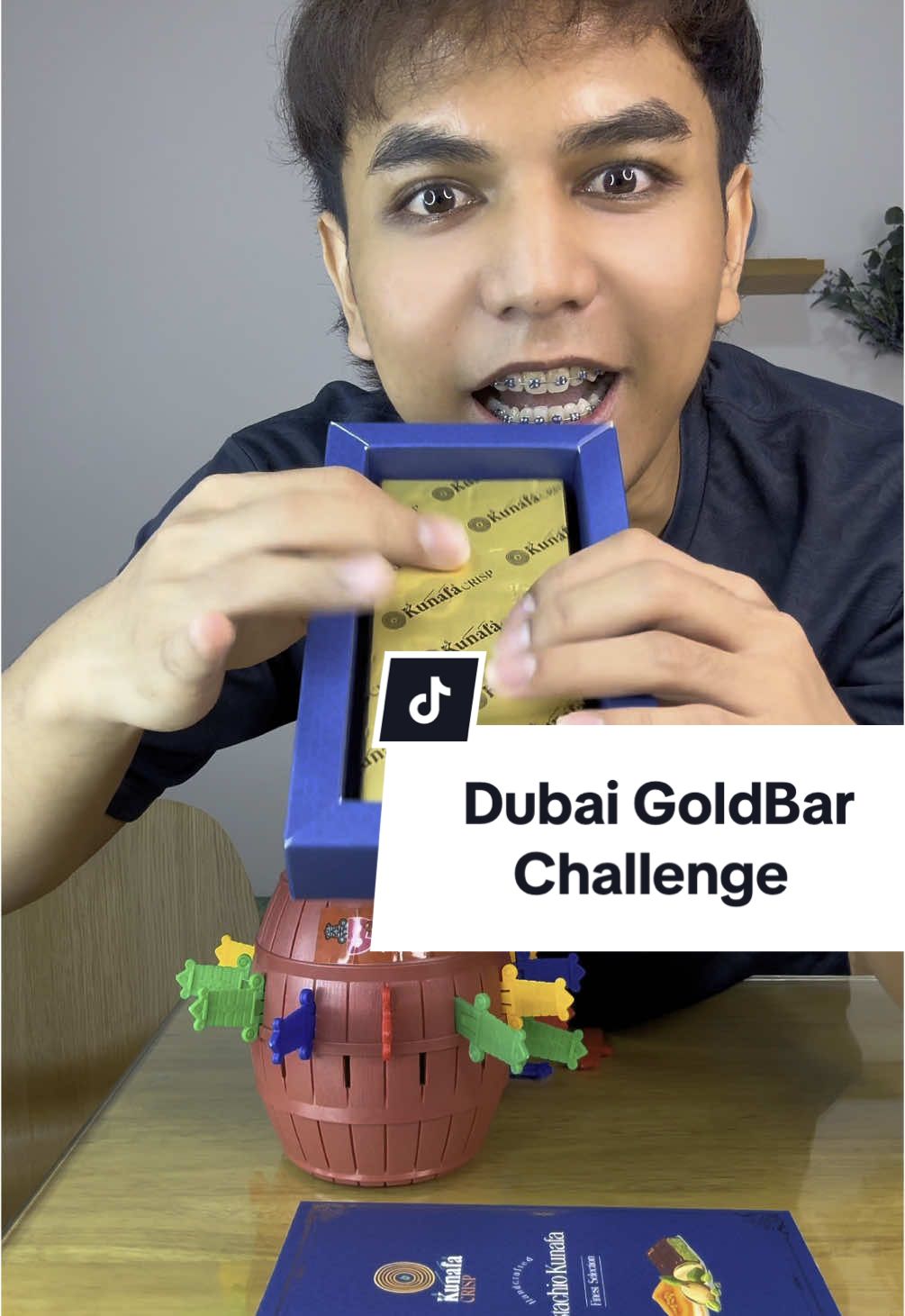 nape lah Abe Aish x pilih emas yg tu 🤫 #DubaiGoldBarChallenge @Kunafa Crisp 