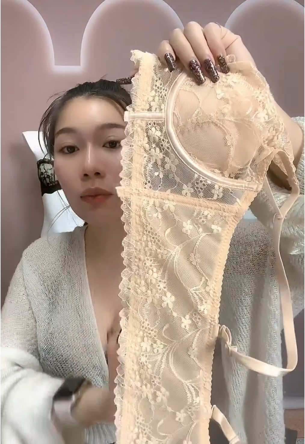 ลูกไม้เซ็กซี่ตะขอหน้า‼️‼️ ฟองบาง ครึ่งเต้า ระบายอากาศได้ดี🥰🛍️ ไม่รั้งบ่าไหล่ 32 ถึง 38 เนื้อเยอะรอบใหญ่บวกเพิ่มหนึ่งไซด์ โปรโมชั่นหลัก 10 วันนี้เท่านั้น🔥🔥