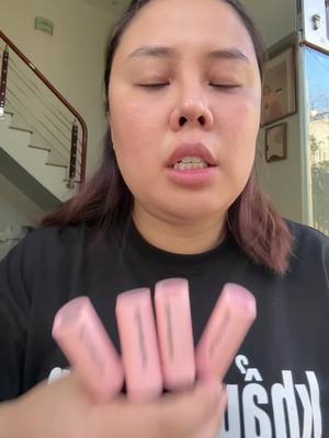 4 từ thôi #linhsapgay #mooekiss  #lipstick 