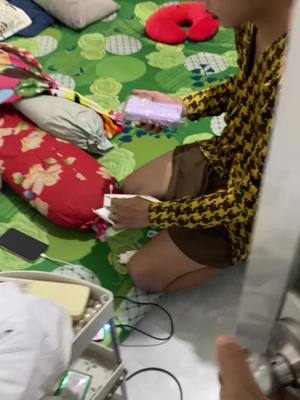 Tranh thủ mấy má ơi!!!