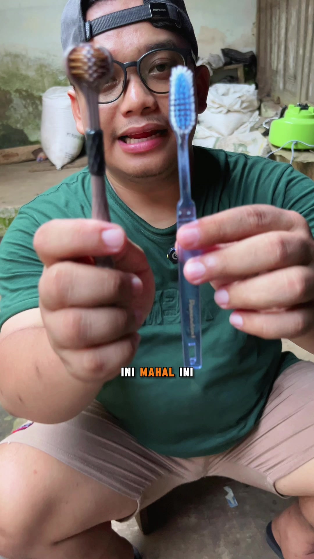 Sikat gigi 3 sisi lembut #sikatgigi #sikatgigi3sisi #penyegarmulut 