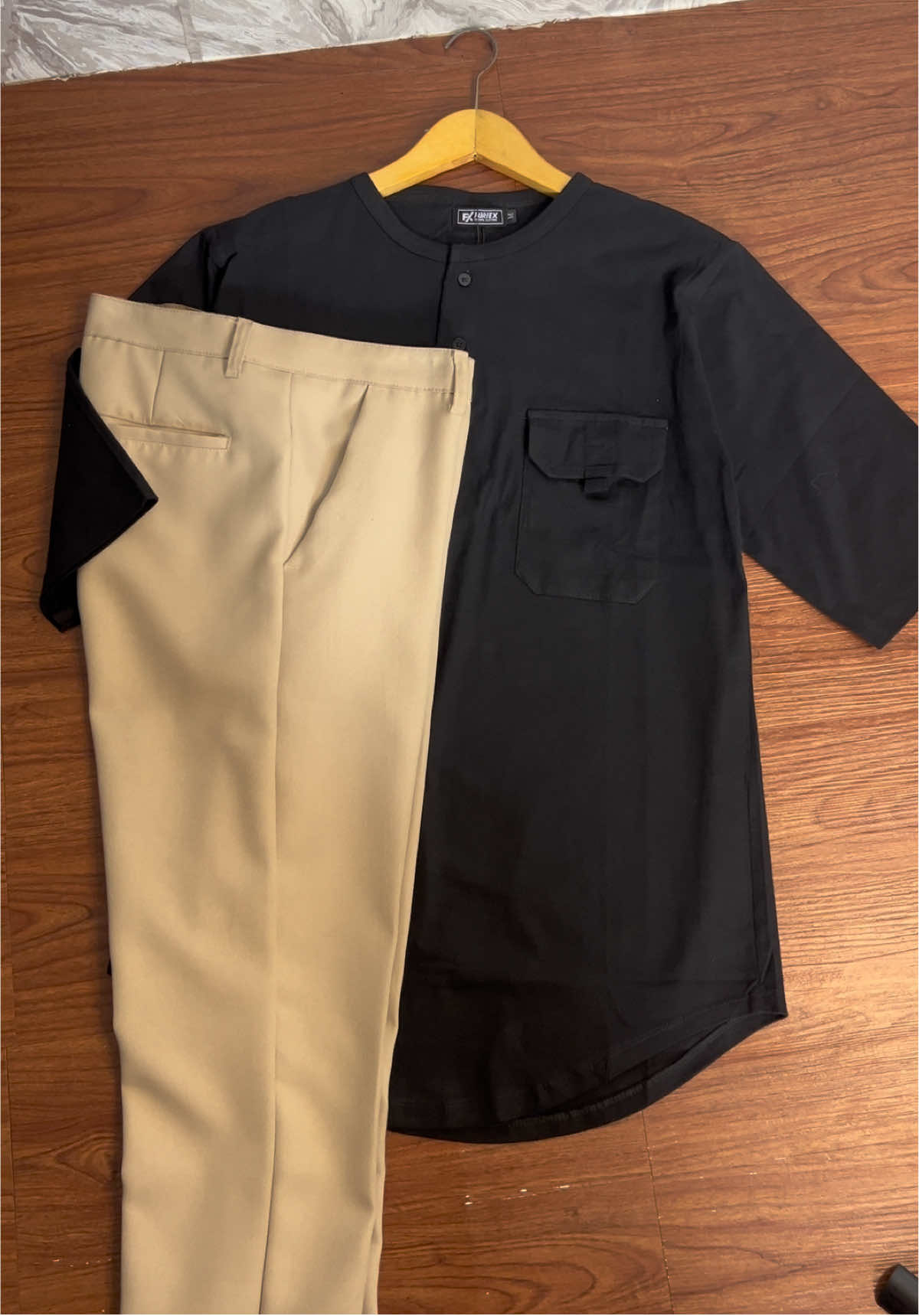 Kaos kurta x Ankle pants cocok banget buat ramadhan nanti🥰 #kaoskurta #anklepants #outfitpria #furiex #localbrand #racuntiktok 