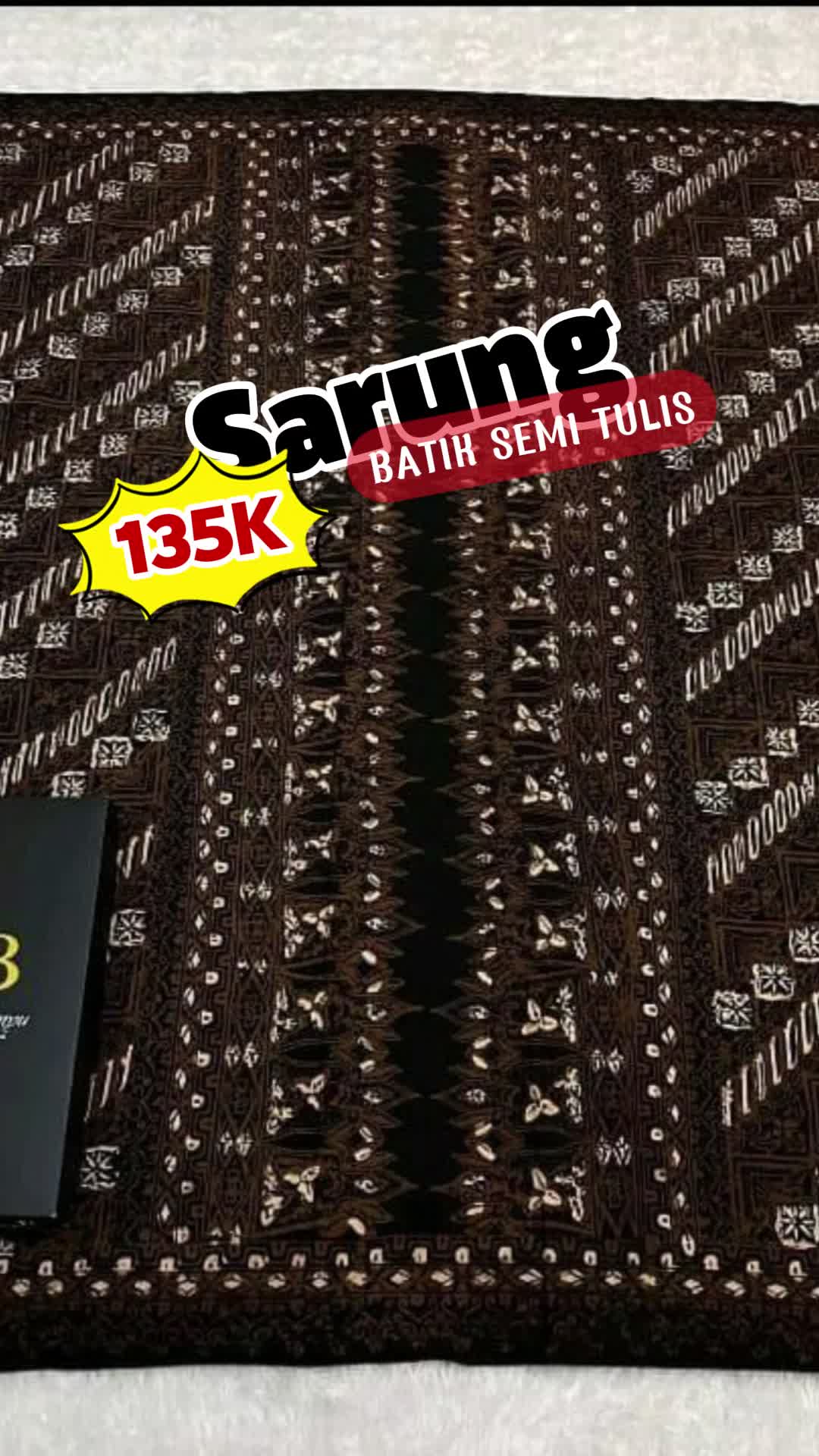 🌿 NYAMAN & BERKUALITAS 🌿 💎 Sarung Batik Semi Tulis Banyu – Katun Adem, Motif Pekalongan 💎 ✔ Motif Klasik & Elegan – Menonjolkan kesan mewah ✔ Bahan Katun Halus – Nyaman, ringan, dan mudah dibentuk ✔ Ukuran 120x220 cm – Lebih besar & leluasa saat dipakai ✔ Cocok untuk Ibadah & Acara Adat ✨ Gaya klasik dengan kenyamanan maksimal! ✨ 📌 Hashtag: #SarungDewasa #BatikTulis #FashionMuslim #SarungAdem #BatikPremium