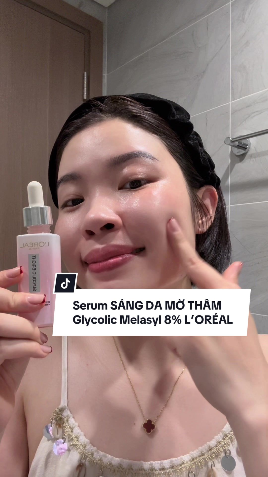 Serum Glycolic Melasyl 8% hỗ trợ”làm sáng da” “ mờ thâm” mình nghĩ phải giới thiệu ngay tới mọi người, da mình thuộc tuýp da Nhạy Cảm dùng ổn áp lắm nhaaa, nên các bạn yên tâm nhớ #goclamdep #quycoyeuda #serummelasylhong #GlycolicMelasyl #lorealparis #lorealparispartner #lorealparisskin