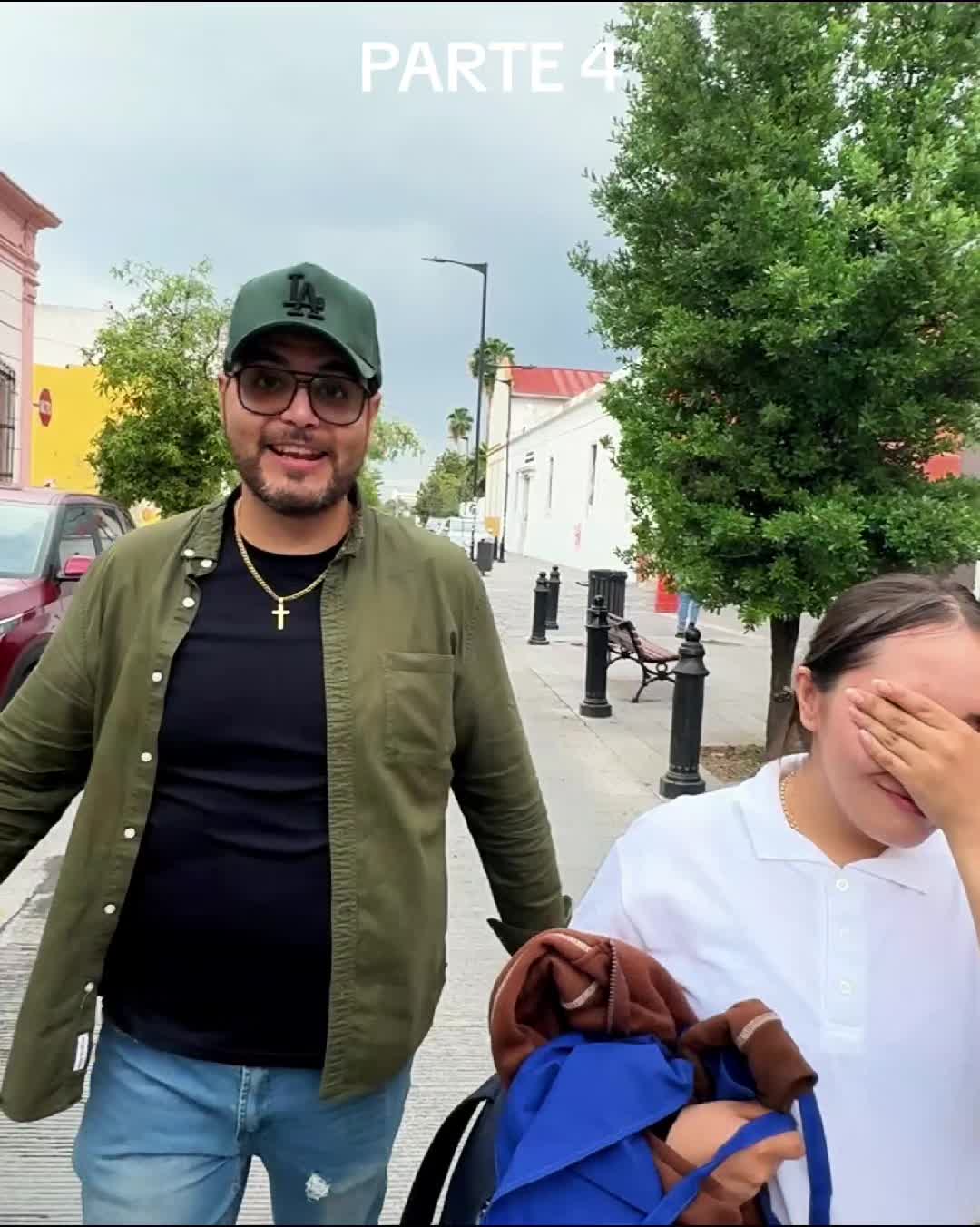 Le dí coche de lujo a mesera honesta para salvar a su madre 😭 su reacción vale oro PARTE 4