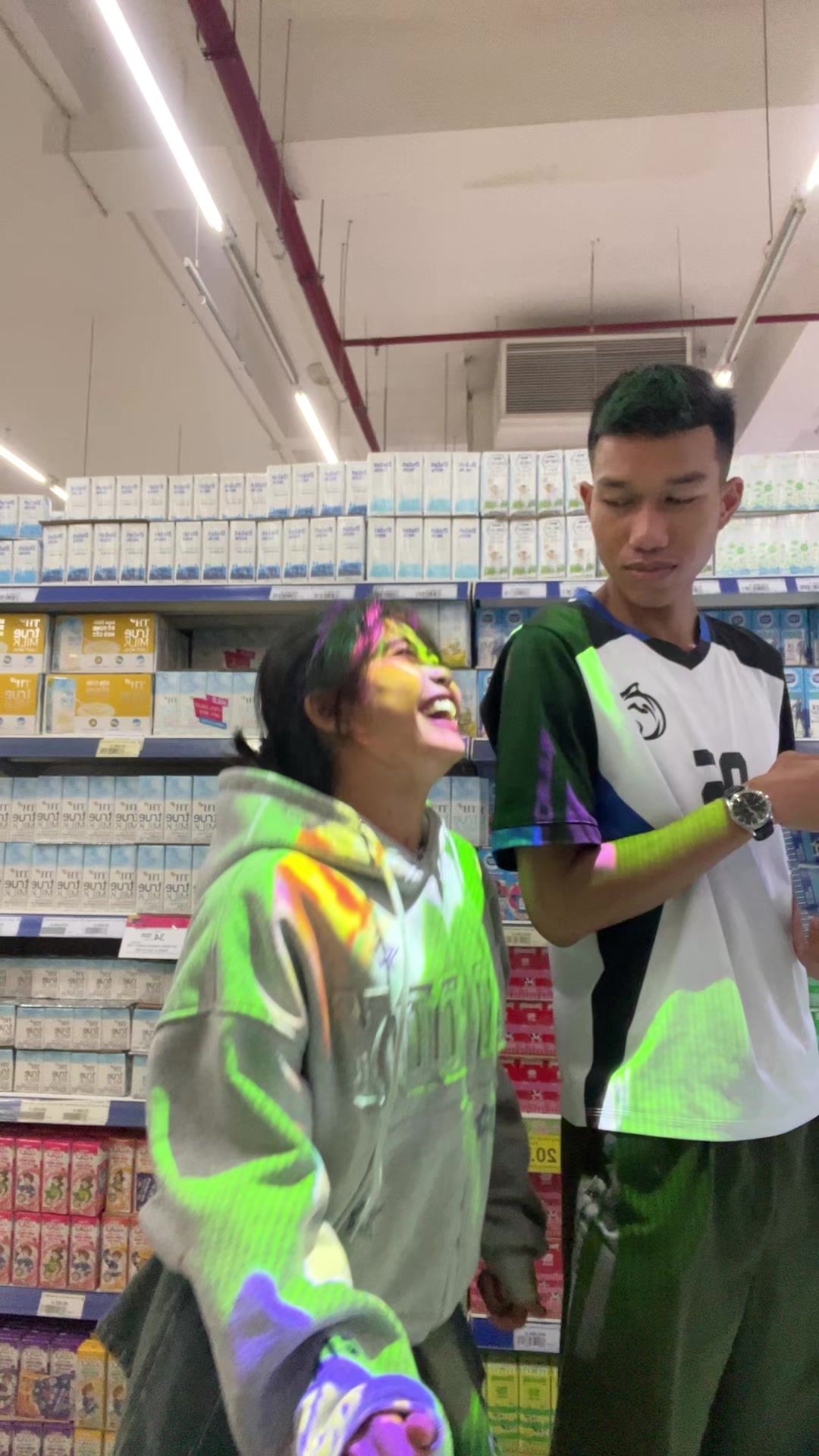 Sao khongg cầm eooo???@AVan Kienn ( Siêu dự bị ) 😡  #Connguoi #fyp #avankien 