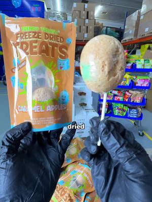 Freeze Dried Caramel Apple Candy for $2.49 plus free shipping is wild 🫠 Grab one on our shop before the deal is over ⬆️ #freeshipping #freezedriedcandy Deals are only for a limited time 🚨 Check listing for current price!