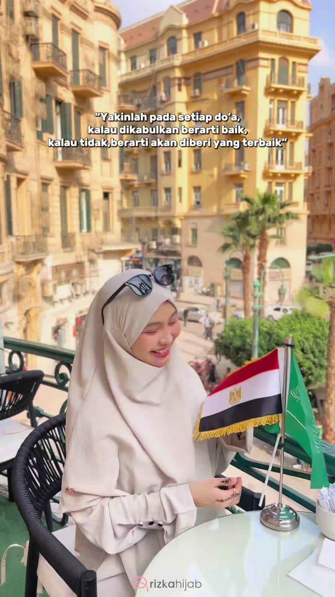 Tetap berhusnudzon pada Allah,karena tidak ada satu pun janjinya yang tak ditepati 🫶🏻✨  #shafeeyaabaya #abayashafeeya #shafeeyaabayaset #rekomendasiabaya #abayastyle #abayagirls #outfitsyari #outfitmuslimah #abayaumroh #ootdhijab #ootdsyari #quotesislam #fyp #rizkahijab  