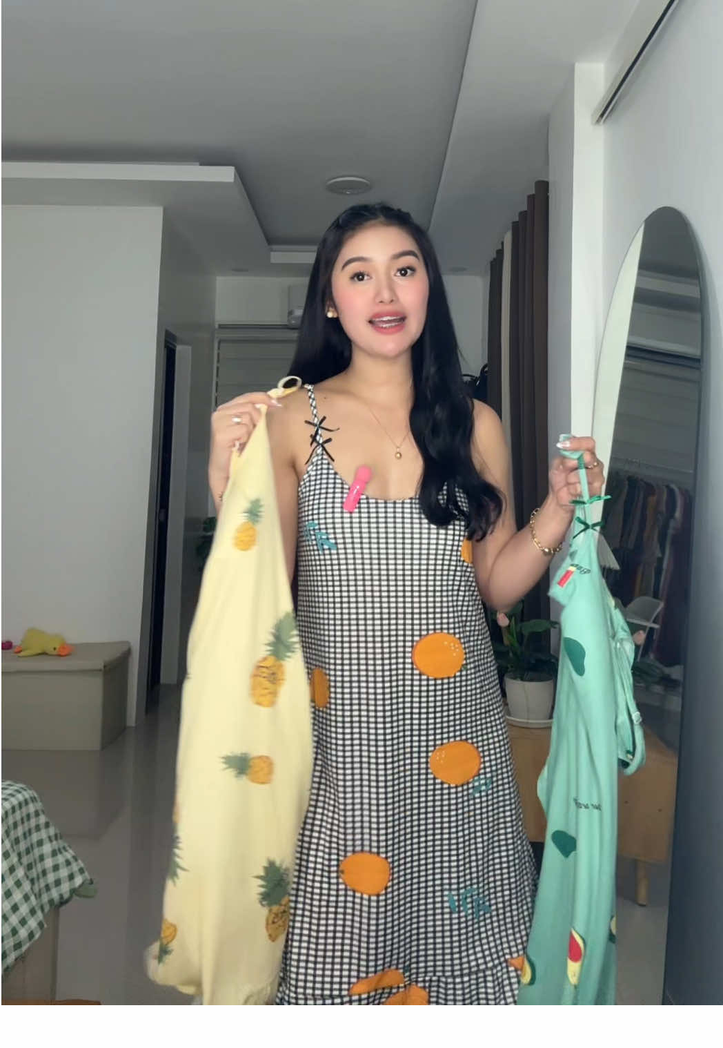 its time na ata para mag goodbye sa terno pajama sleepwear ko. char! hahaha i love it 😩🩷💯 #mrscastro #fyp #pambahay #daster #sleepweardress 