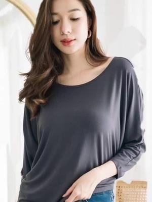 #เสื้อเรย่อน #เสื้อปีกค้างคาว #เสื้อแขนสามส่วน #เดรสผ้าเรย่อนทรงปีกค้างคาว #เสื้อพรางหุ่น #เสื้อแฟนชั่นสวยๆ #เสื้อแฟนชั่นผู้หญิง 