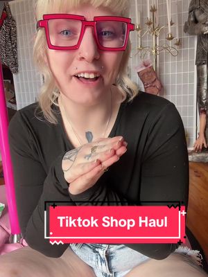This was a pleasant surprise, so many fun treats in this tiktok shop package. Im loving the cartoon glasses, and I cannot wait to try these dresses on in a part2! #tiktokshop #ttsacl #cartoonglasses #glasses #silkbonnet #flannel 