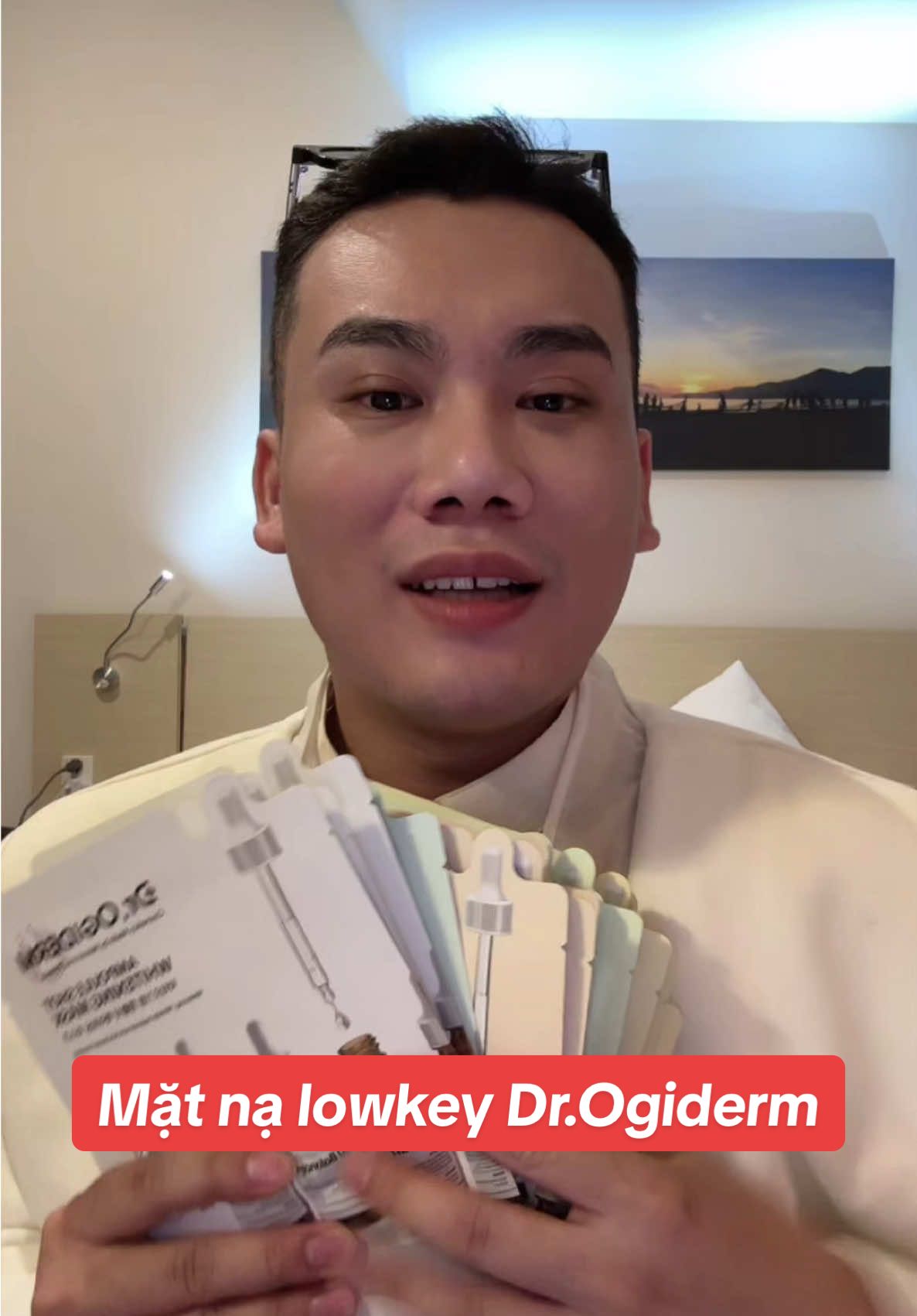 - Mặt nạ Dr.Ogiderm, giá ổn định, vừa ví, không cần phải chờ săn sales gì hết - Cá nhân cô Học đánh giá dòng mask này rất rất là oke và chất lượng so với giá này là rất được luôn #cunghocchamda #cohoctruyeu #goclamdep #chamsocda #reviewlamdep #drogiderm 