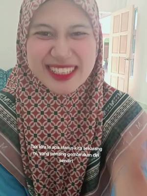 Tumggu inai kering jap. Nak tengok result? #raihana_supanot #RandomRaihana #inaicheta #mazaville 