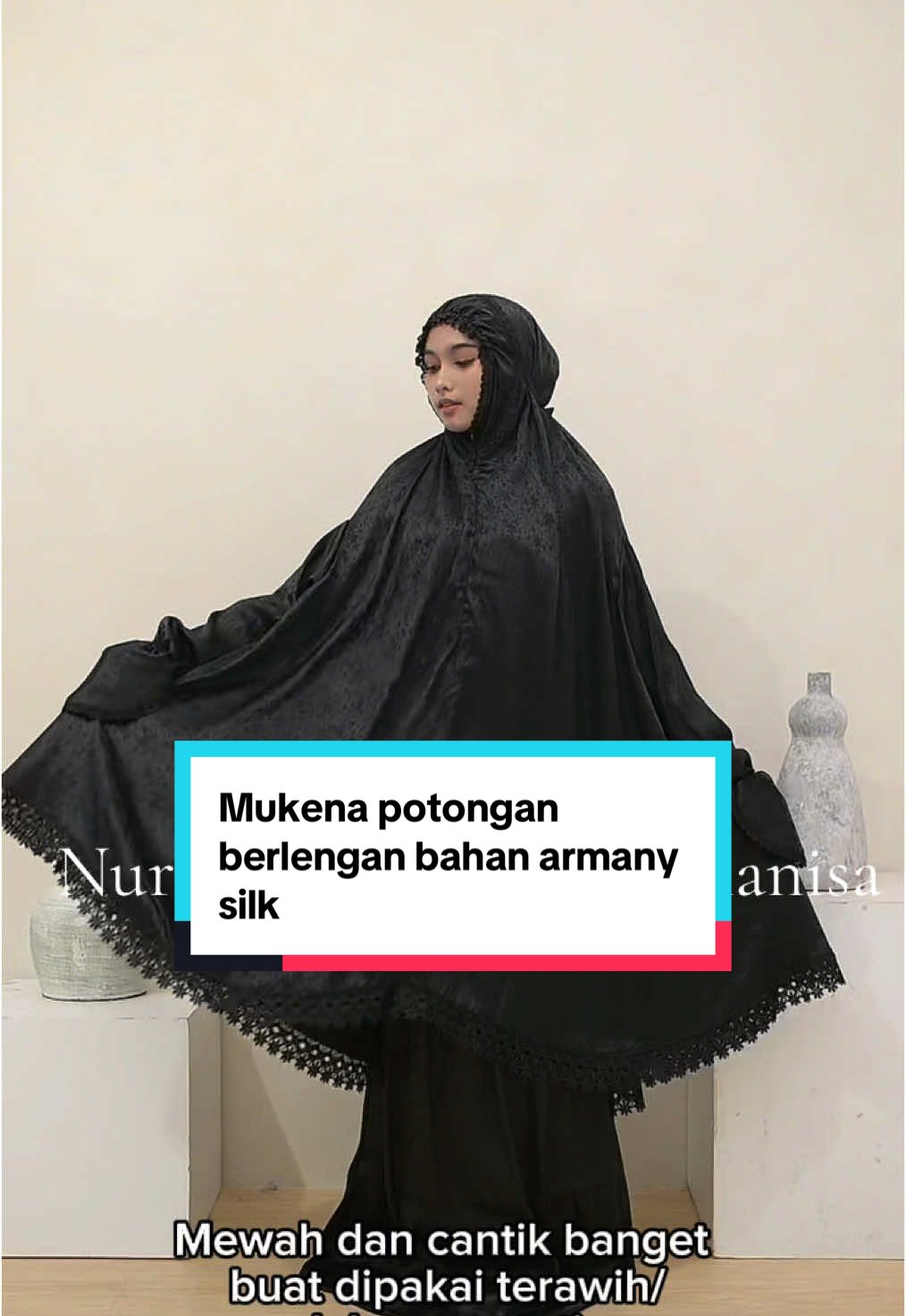Mukena potongan berlengan buat persiapan Lebaran nanti 😍Yu samaan mukena nya CekOut klik keranjang kuning ya 🥰✨#mukena #mukenapotonganberlengan #mukenahcantik #mukenamewah #mukenalebaran #fashion 