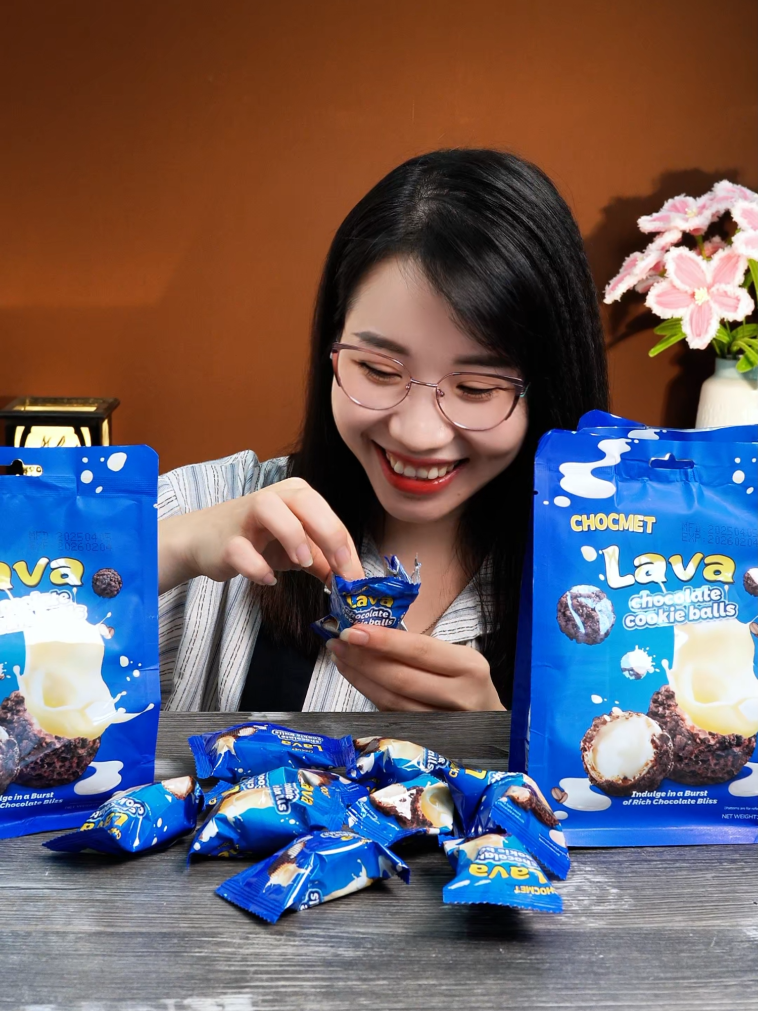 Mukbang loại bánh quy chocolate đang hot hit #miloondiet #vtmgr #vtmqn #chocmet