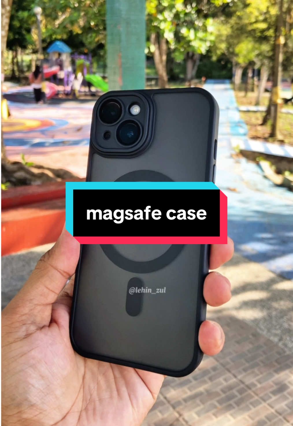 lawa dan nampak premium casing ni. siap ada protect camera lens. kalau berminat tekan dekat beg kuning. #casingiphone #casing #iphonecase #caseiphone #sarungiphone #case #magsafe #magsafecase #magneticcase #mattecase 