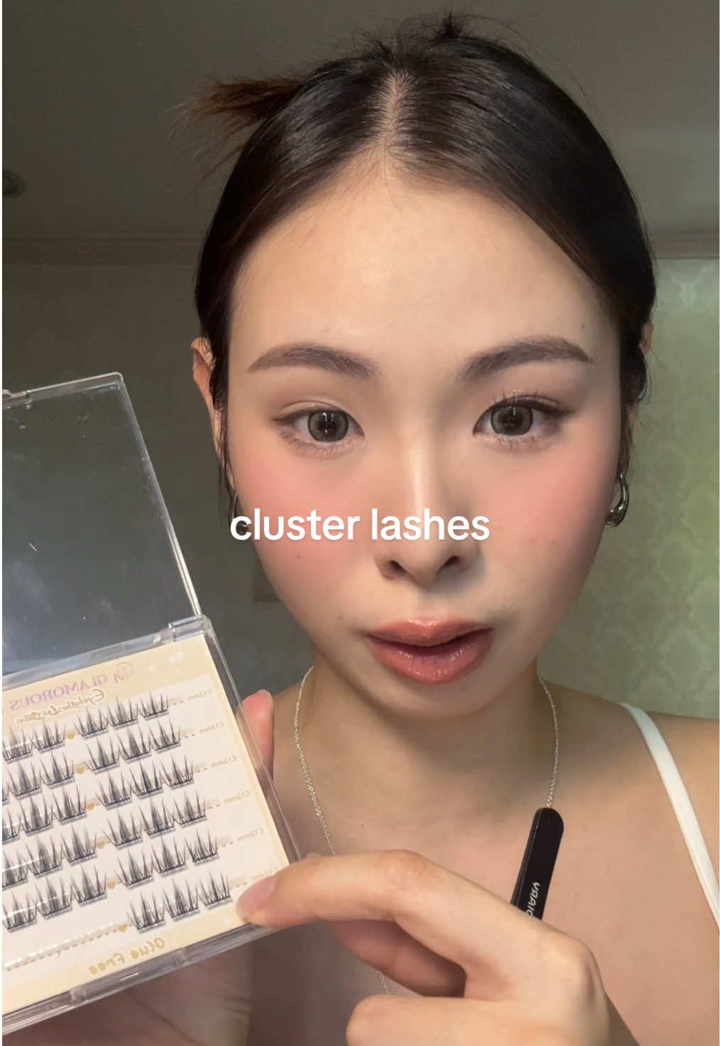 cluster lashes for natural atake it’s called beige-daisy 🌼