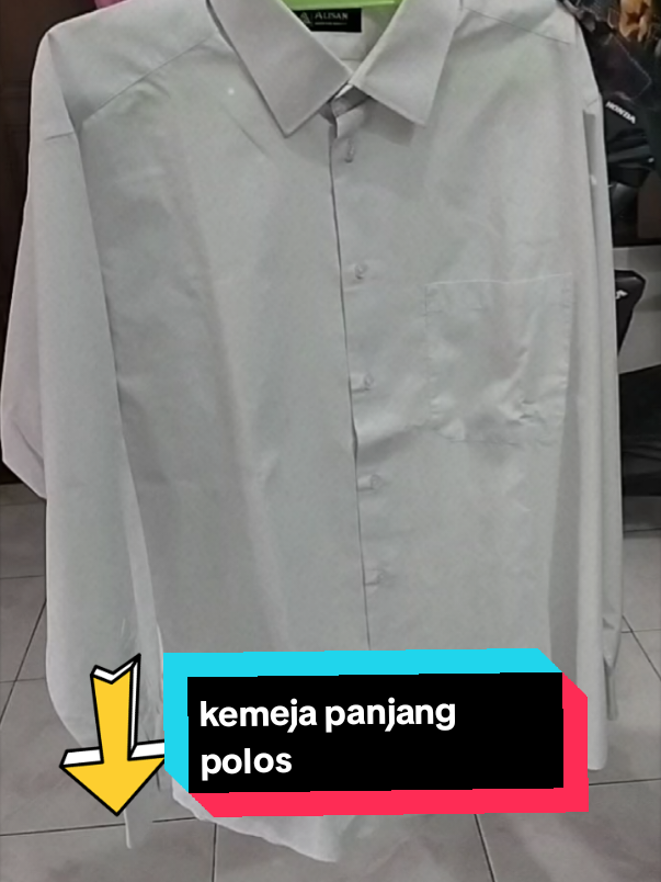Kemeja panjang putih #kemejapanjang  #putihbersihglowing  #kwalitasbagus  #adem  #hargaterjangkau 