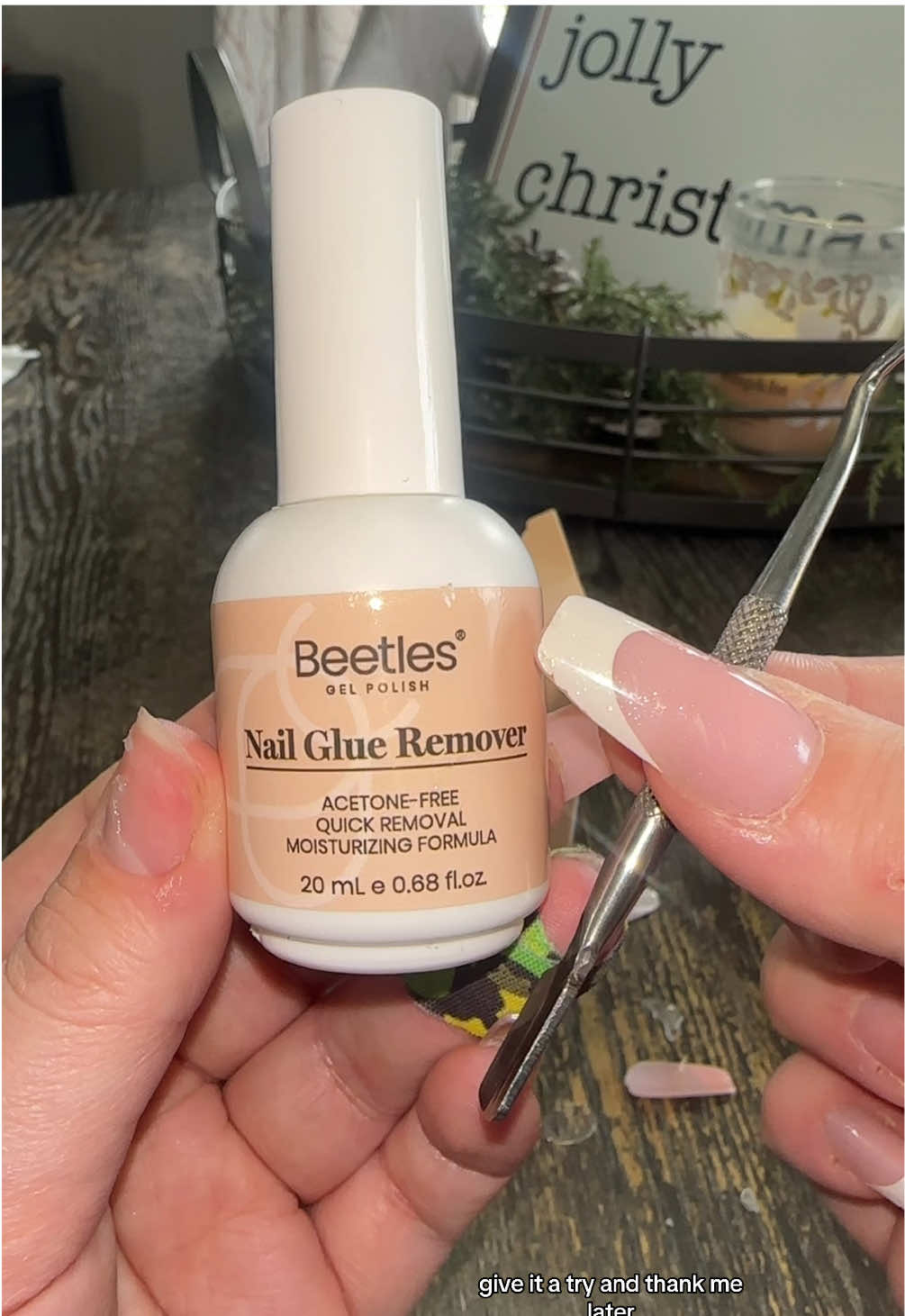 The BEST nail glue remover!! @BeetlesGelPolish  #nailglueremover #diynailsathome #nailremover #nailremoval 
