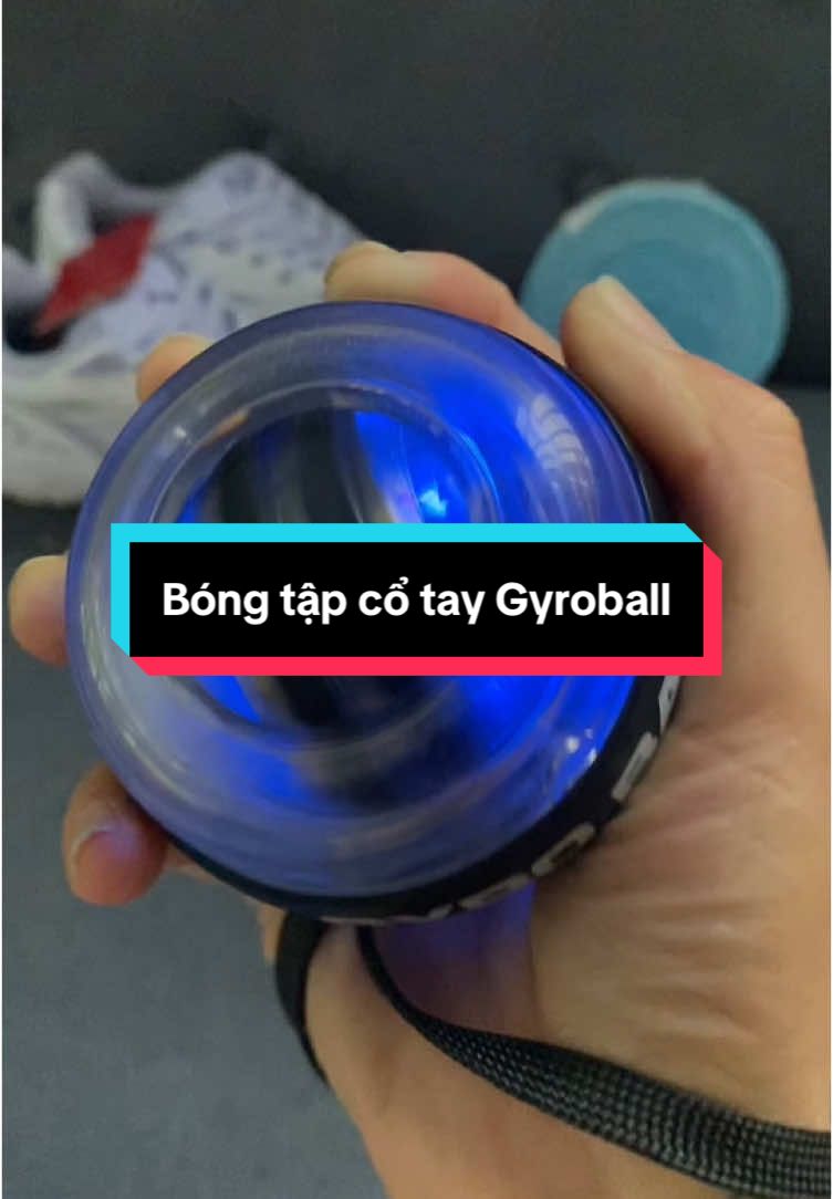 Smash cầu mạnh mẽ nhờ bóng tập cổ tay Gyro Ball 5 cấp độ xoay #bongtapcotaygyroball #gyroball #bongtapcotaycaulong #bongtapcotay #phukiencaulong #cầulông #caulong #caulongphongtrao #badminton 