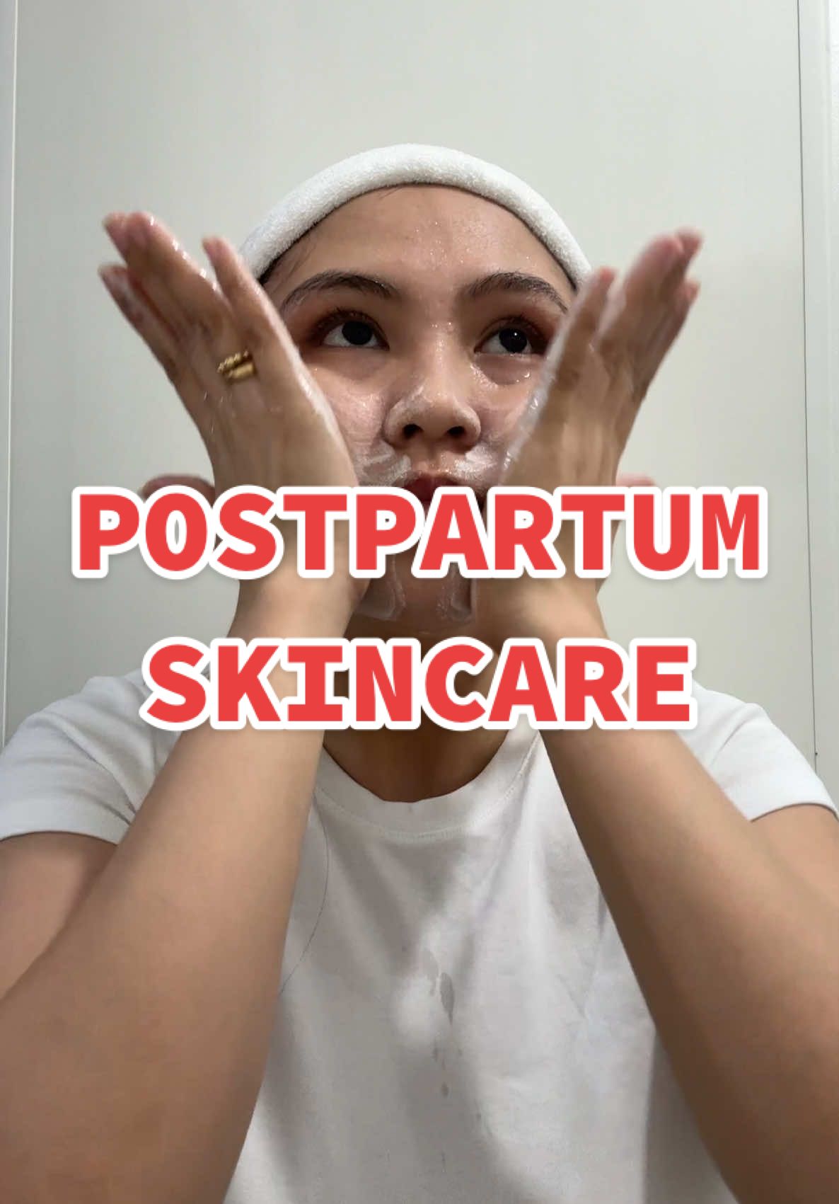 Sharing my postpartum skincare at night 😍 #postpartum #skincare #ponds #pondsph #postpartumskin #postpartumjourney #postpartumrecovery #mom #skincareroutine #skincaremusthaves 