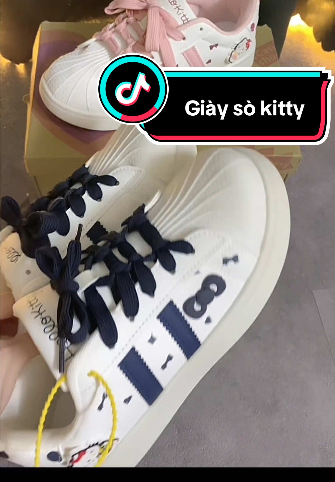Màu xanh cũng vừa xinh vừa dễ phối đồ nhé#giaydep #xh #review #giaythethao #thoitrang 
