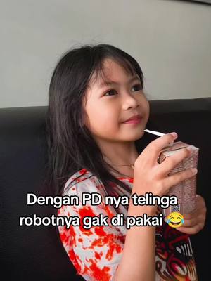 First time Joice turun telinga robotnya gak di pakai🥲🫣 #cochlearimplants #joiceannoraorlin #hearingloss #rondo3medel #cochlearimplants 