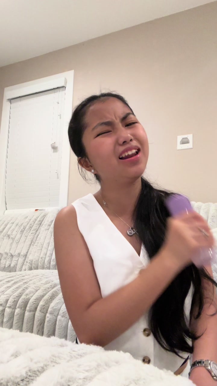 giving fresh and clean girl talaga