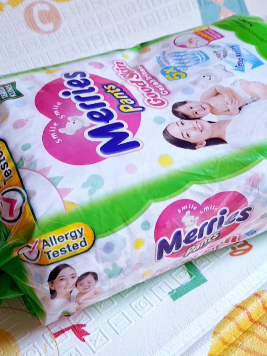 Kebahagian buibu beli popok dapet harga murce 😍  #pampersmurah #pampersbayi #popokbayi #popokmurah #popokbayimurah #popokmerries #merriesgoodskin 