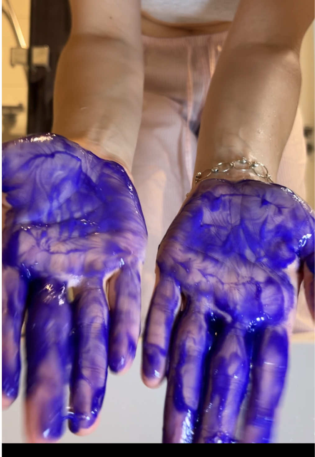 💙 #blondehaircare #hairroutine #coolblonde #bluepurpletoning #hairtransformation #healthyhair #shinyhair #nofilterneeded #уходзаволосами #блондрутина #пепельныйблонд #оттеночныйшампунь #блескволос #уходзаблондом #безжелтизны #волосымечты #creatorsearchinsights 