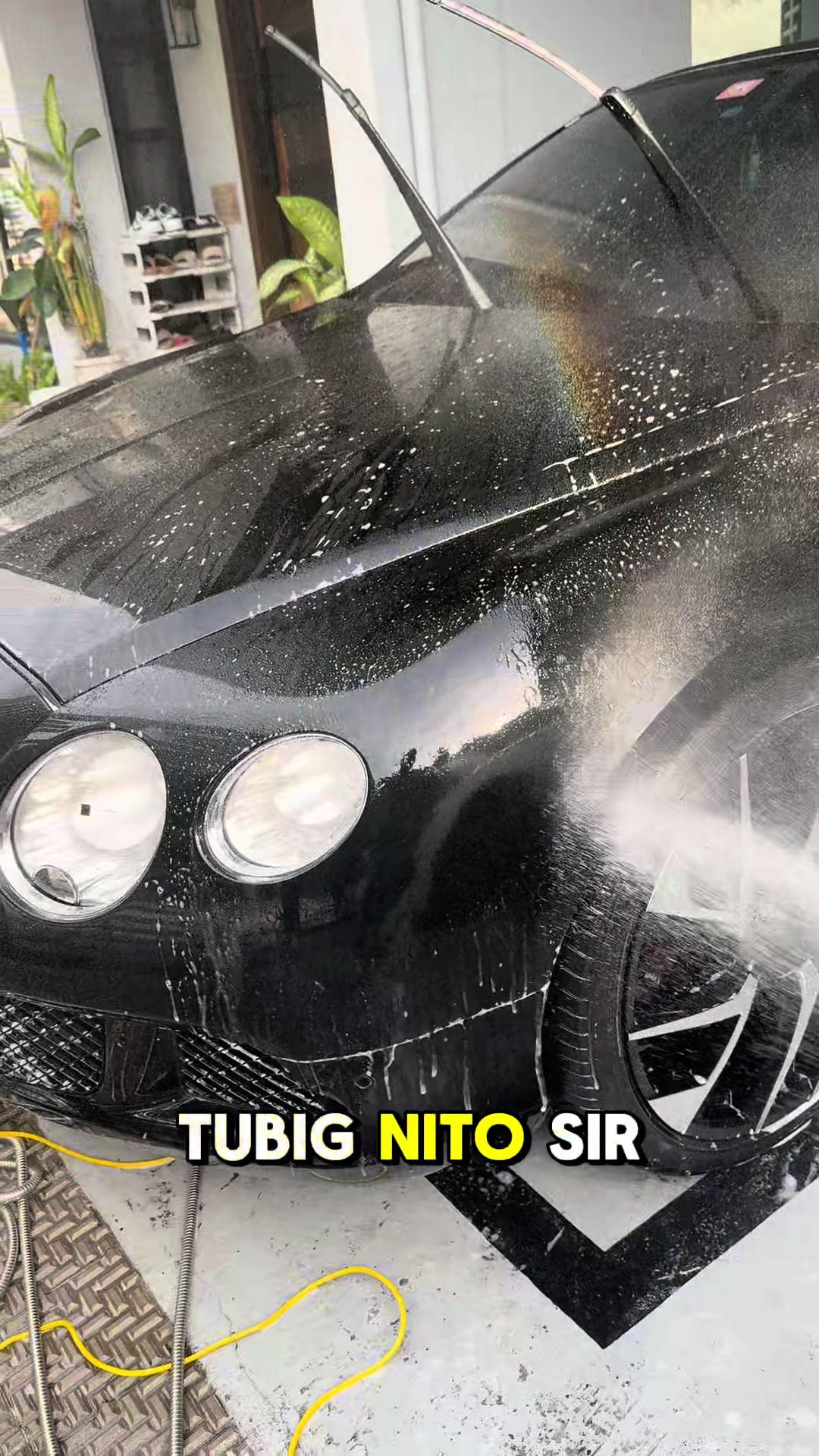 KUNG MAHAL MO KOTSE MO! DAPAT MERON KA NITO!! SOBRANG SULIT PRAMIS!! RECOMENDED KO ITO.. 
