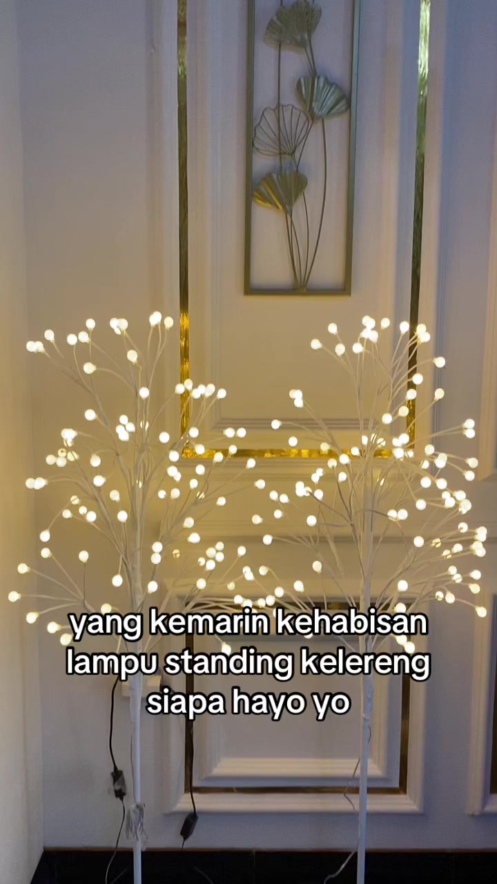 #fypシ゚viral #foryou #foryoupage #lampudekorasi #dekorasiwedding #lampuhias #dekorasirumah 