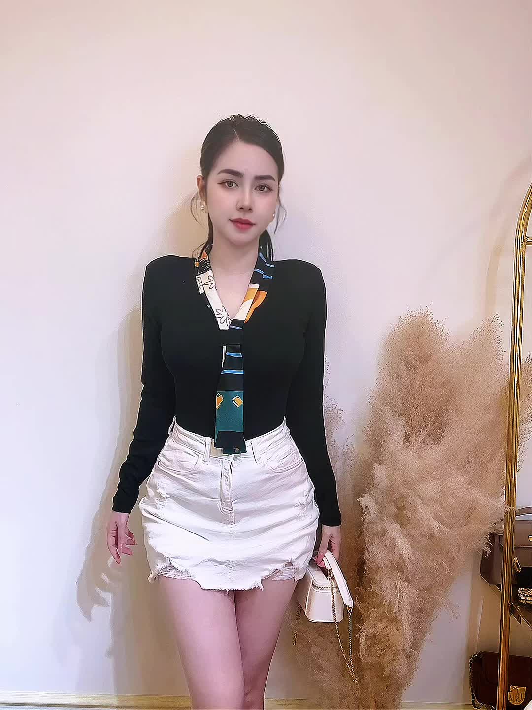 Áo quá ret và đẹp có trong giỏ hàng ạ #thoitrangtiktokshop #xuhuongtiktok #áo 