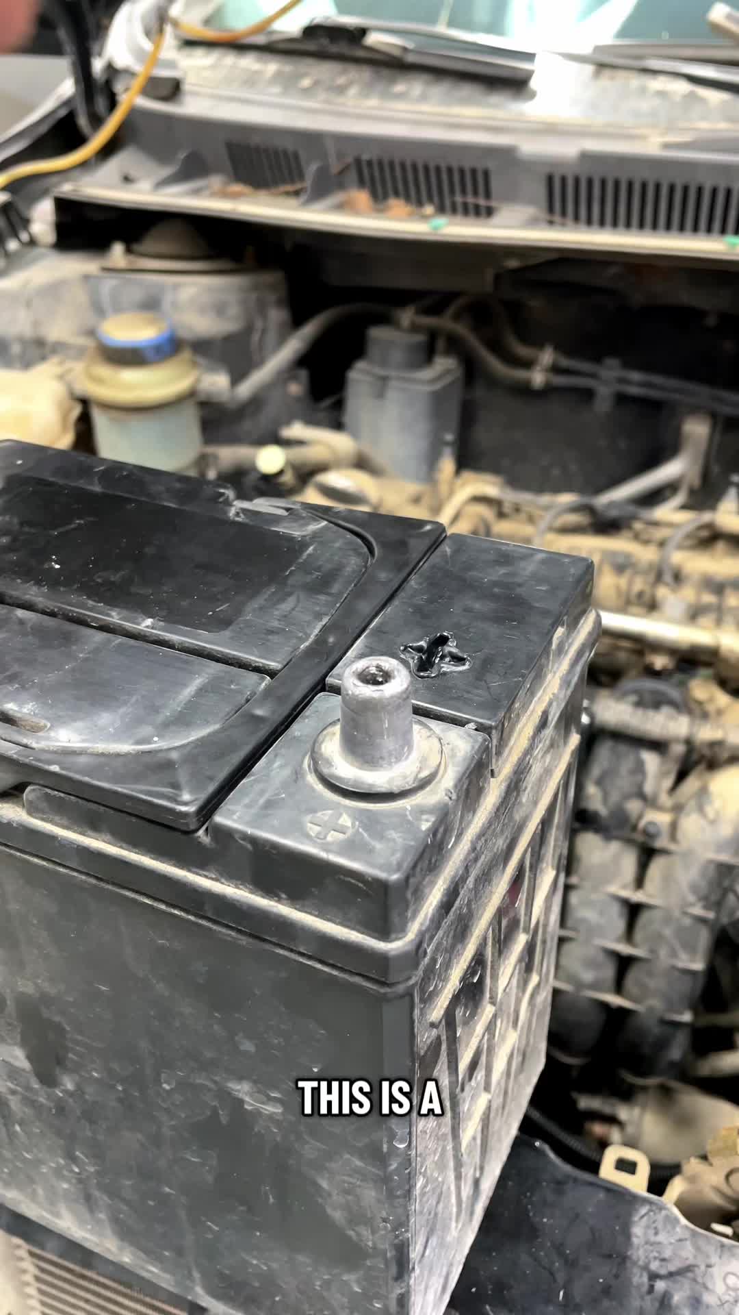 This is what smart DIY looks like#smarttools #electricianlife #homeimprovement #easyfix #fyp