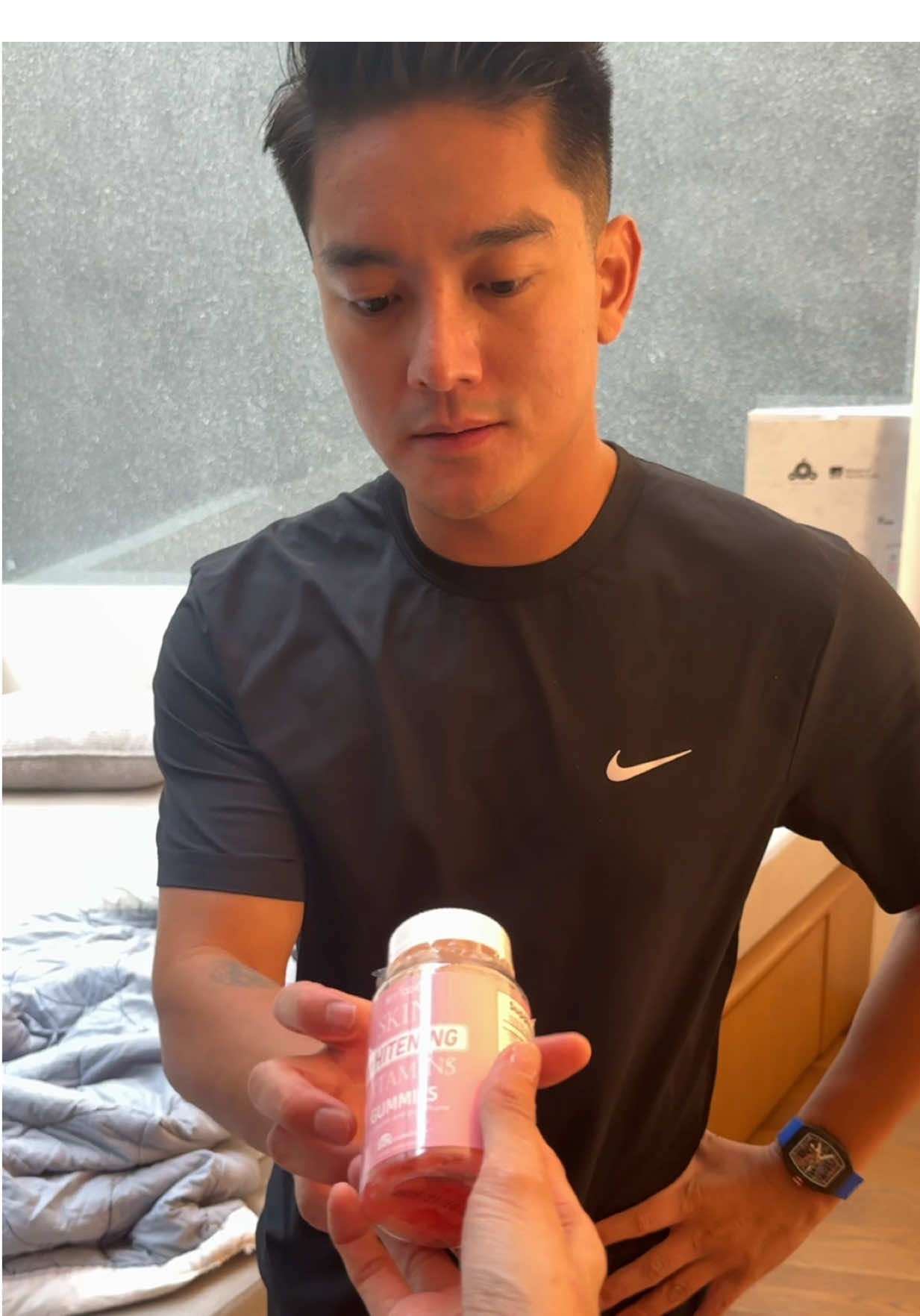 Udah tradisi kita abis makan ngunyah ini ... #lucintaapprove #biyodeglutathionegummies 