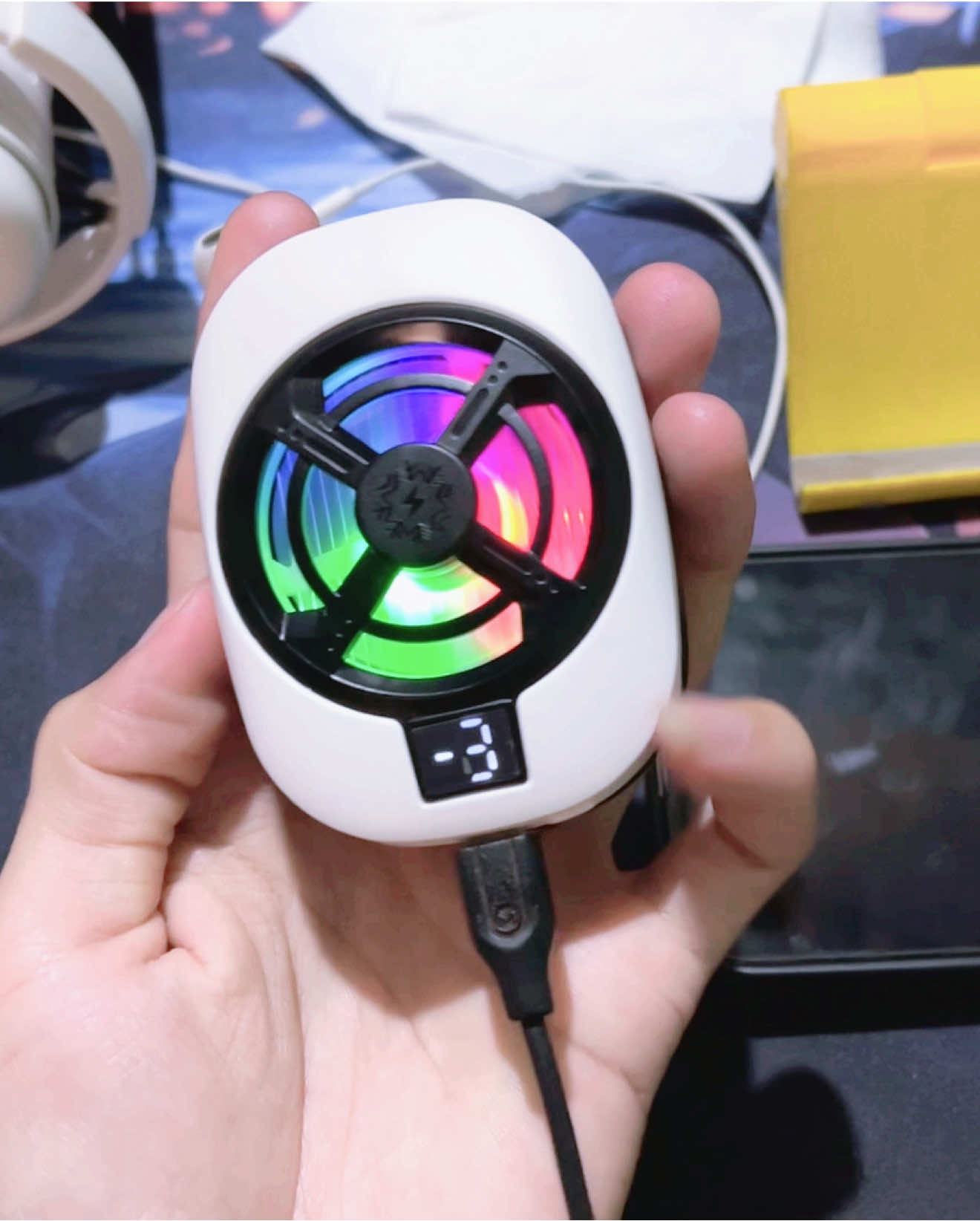 Quạt tản nhiệt sò lạnh TL16 dưới giỏ hàng nhé mn #PUBGMOBILEVN #meovotoi #PUBGMCREATORVN #tpyシ #gamingontiktok 