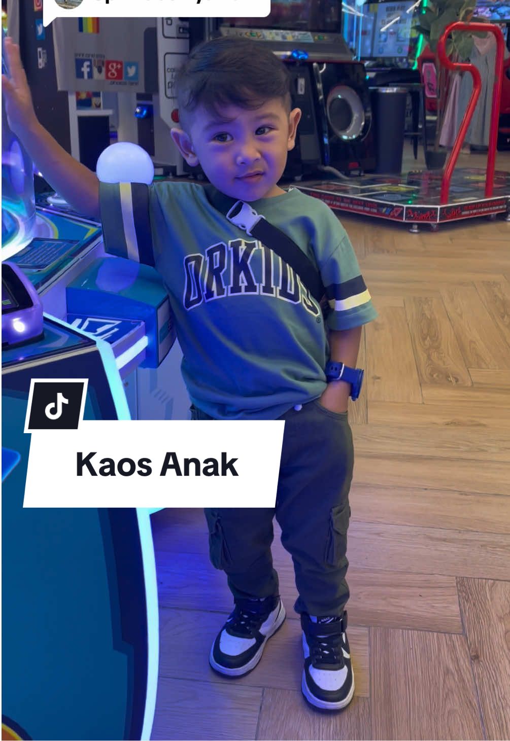Membalas @Meow Editz banyak banget yang tanya kaosnya, kita up video ini dlu yaa 🙏🏻😍 #fyp #fyppppppppppppppppppppppp #masukberandafyp #xybca #buatlebaran #kaosdistro #ootdanak #outfitanak 
